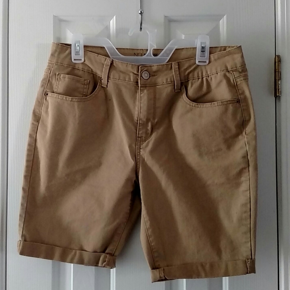 NO BO Boot Cut Shorts